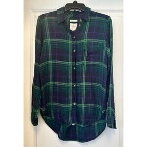 American Eagle Shirt Womens M Green Blue Plaid Button Up Boyfriend Flannel Soft